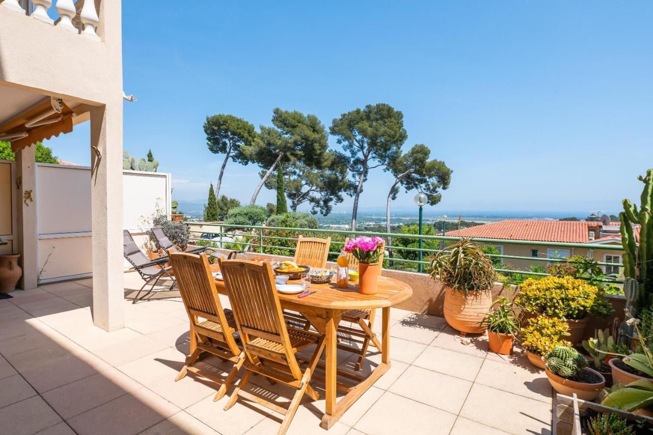 Apartment La Cle Vue Mer, Clim, Terrasse, Parking A
